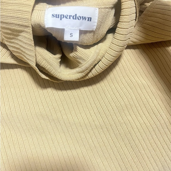 Superdown Tasha cutout sweater size S - Picture 5 of 5